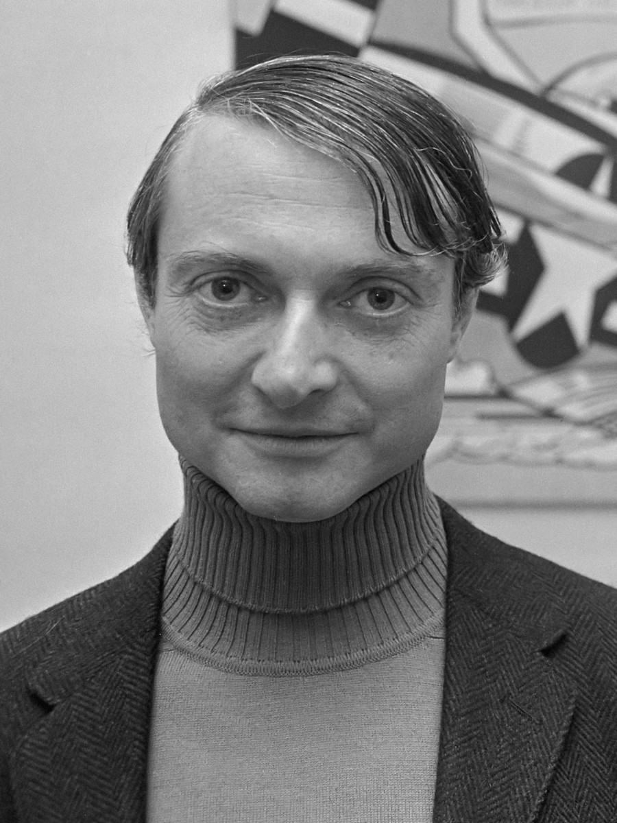 Roy Lichtenstein — 1960年代、自身の作品の前で。ベンデイ・ドット技法の考案者